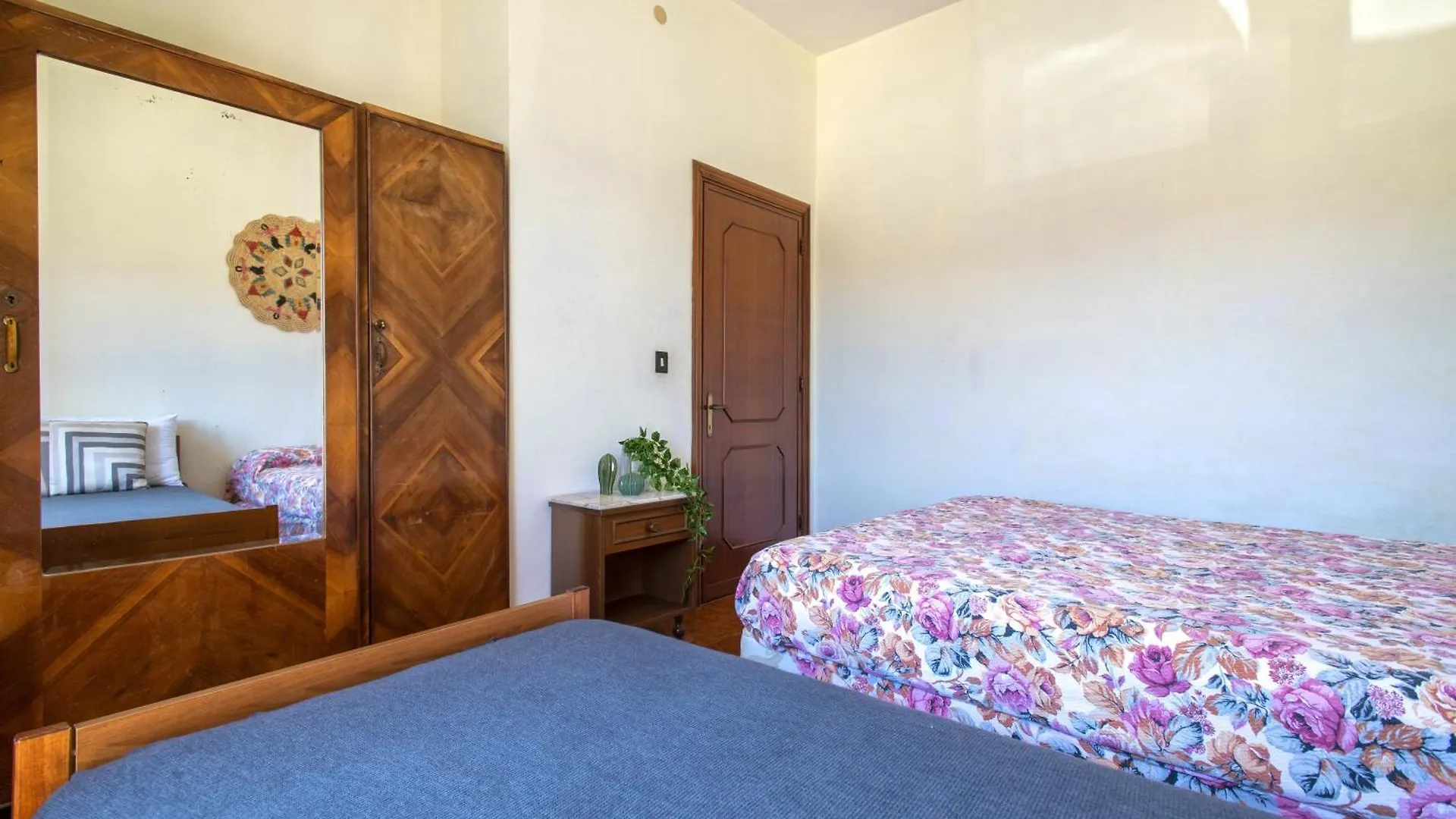 Spacious Home In Costa Rossa Trinità dʼAgultu Hébergement de vacances